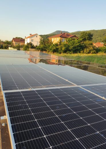 Sistemi diellor në parkingun në Ljubizhde me kapacitet 15 kW